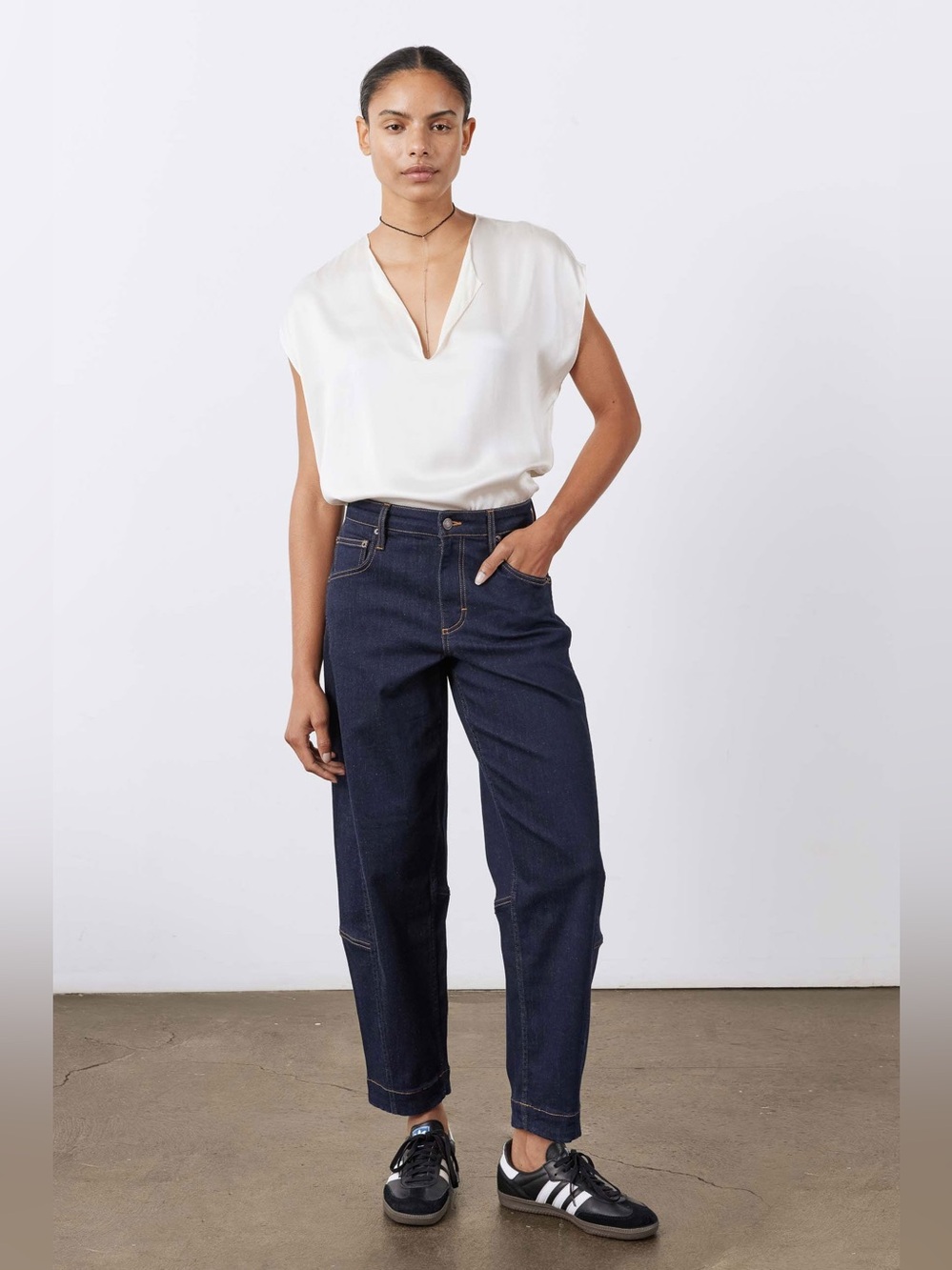 Ruti barrel leg jeans dark wash size 2 petite